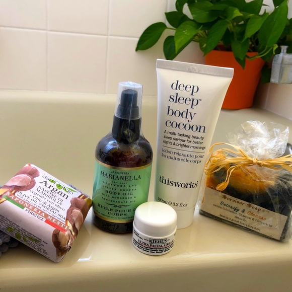 thisworks Other - $120+ Beauty Bundle